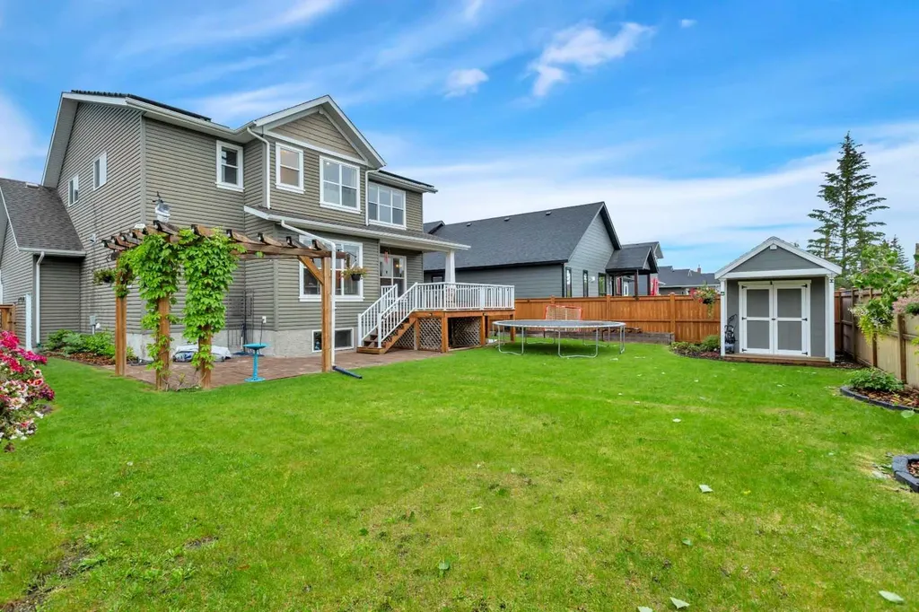 5907 67 Avenue Rocky Mountain House AB T4T 1V6