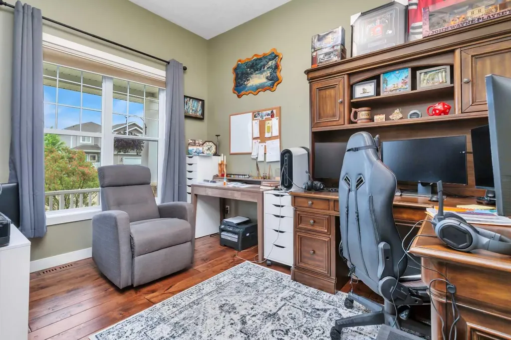 5907 67 Avenue Rocky Mountain House AB T4T 1V6
