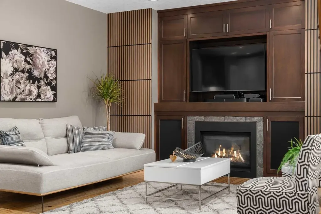 11 Aspen Cliff Place SW Calgary AB T3H 0M1