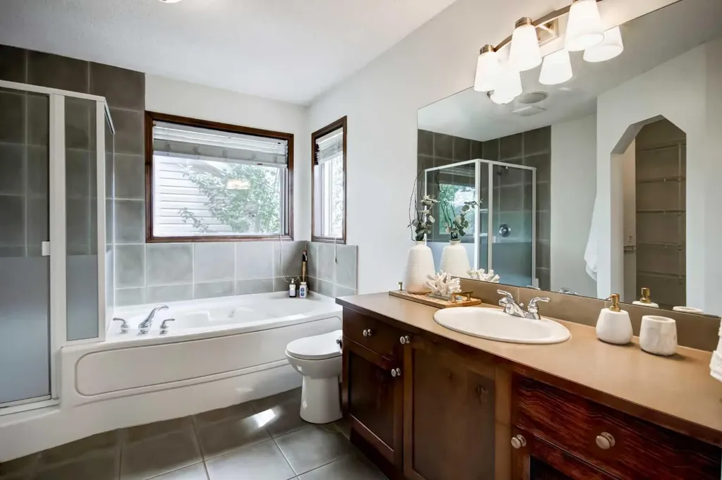 63 Elgin Drive SE Calgary AB T2Z 4A8