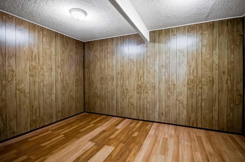 63 Elgin Drive SE Calgary AB T2Z 4A8