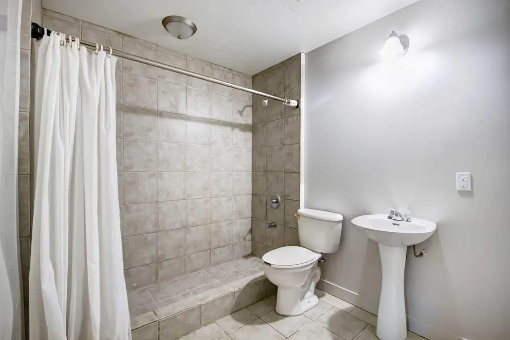 63 Elgin Drive SE Calgary AB T2Z 4A8