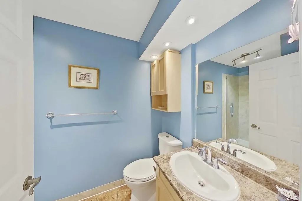 4707 44 Street Sylvan Lake AB T4S 1N5