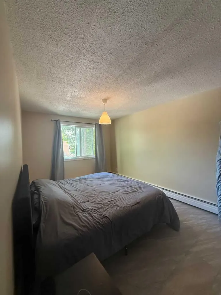 315 Heritage Drive SE Calgary AB T2H 1N2