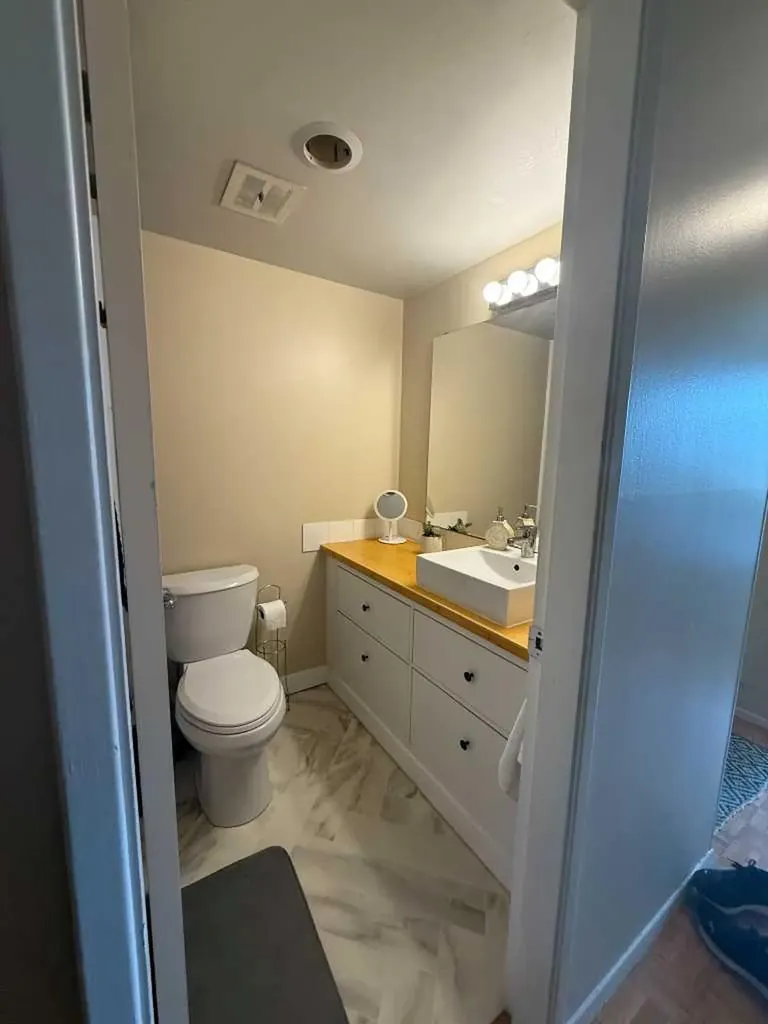 315 Heritage Drive SE Calgary AB T2H 1N2