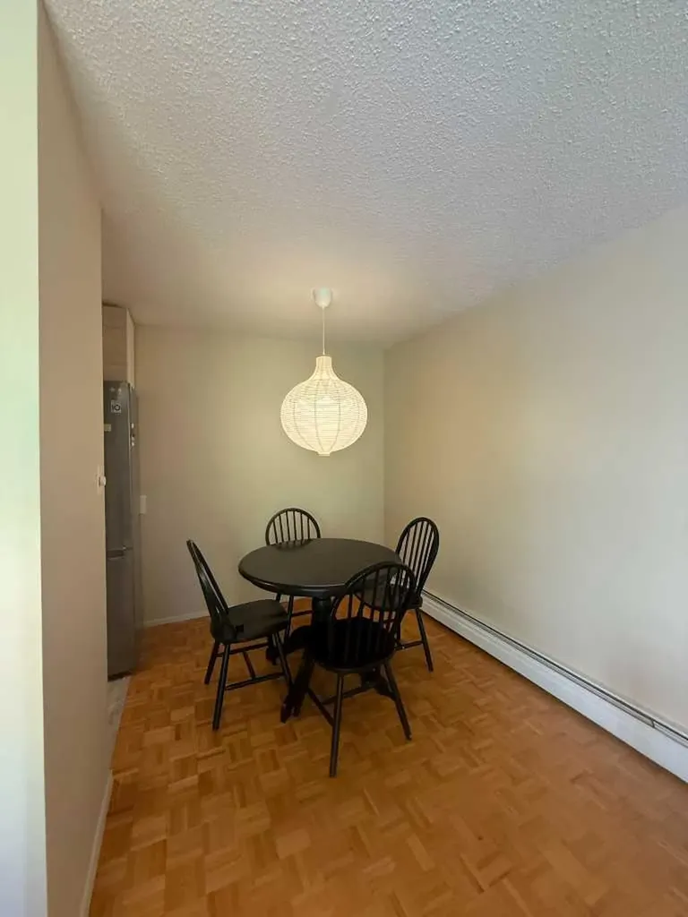 315 Heritage Drive SE Calgary AB T2H 1N2