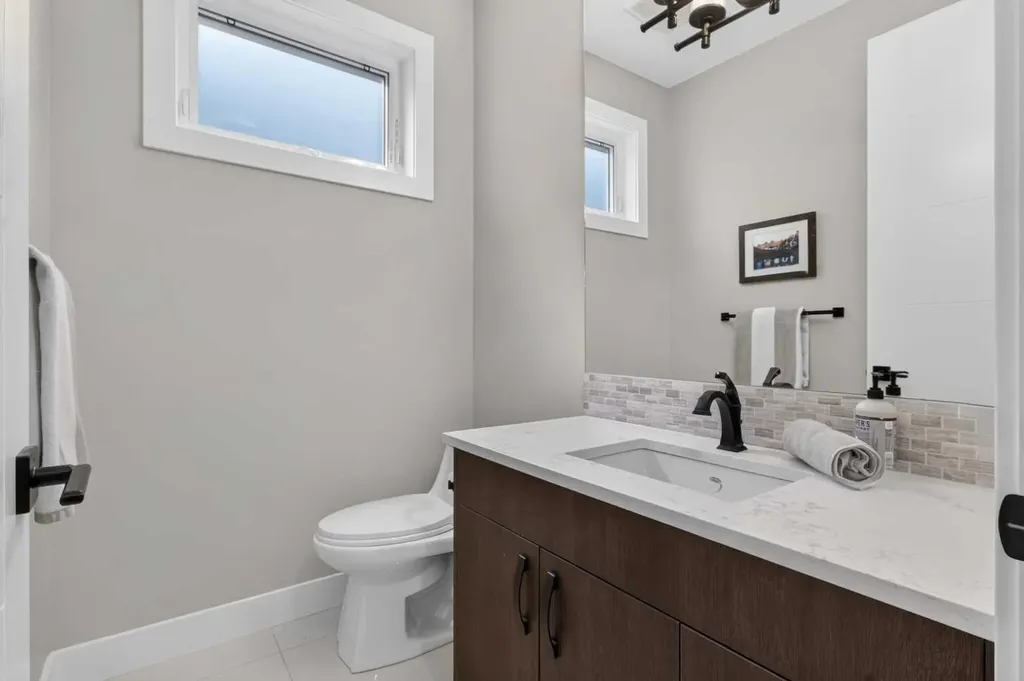 2234 28 Street SW Calgary AB T3E 2H6