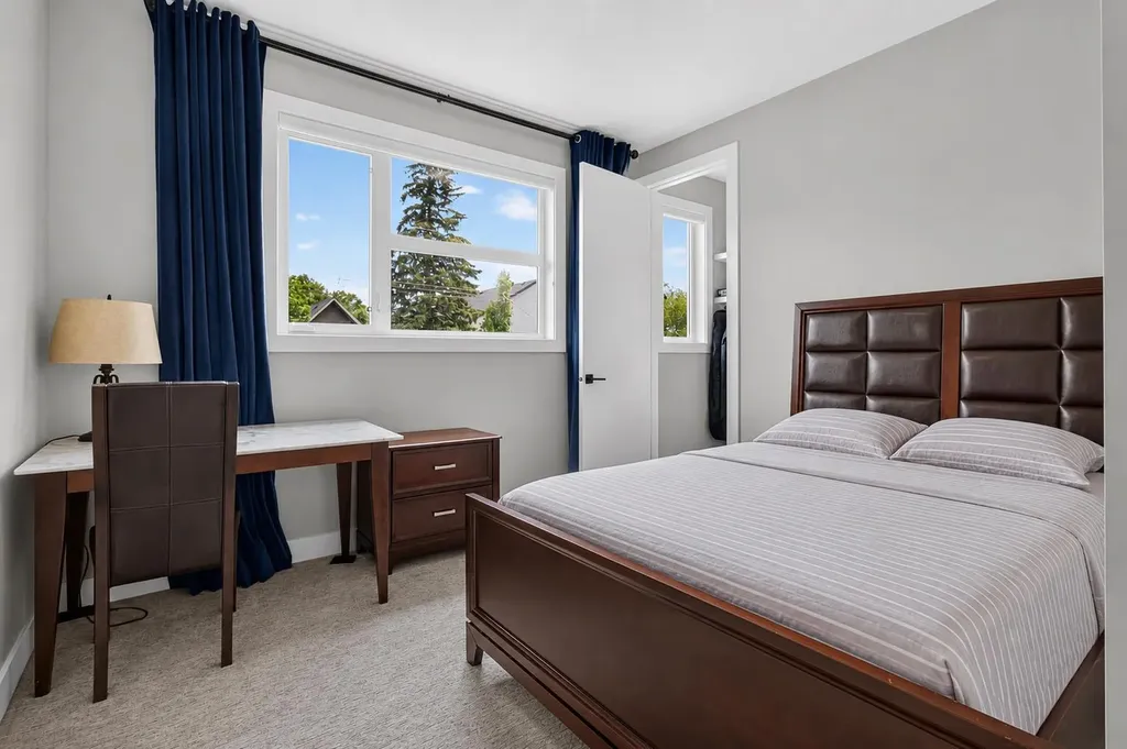2234 28 Street SW Calgary AB T3E 2H6