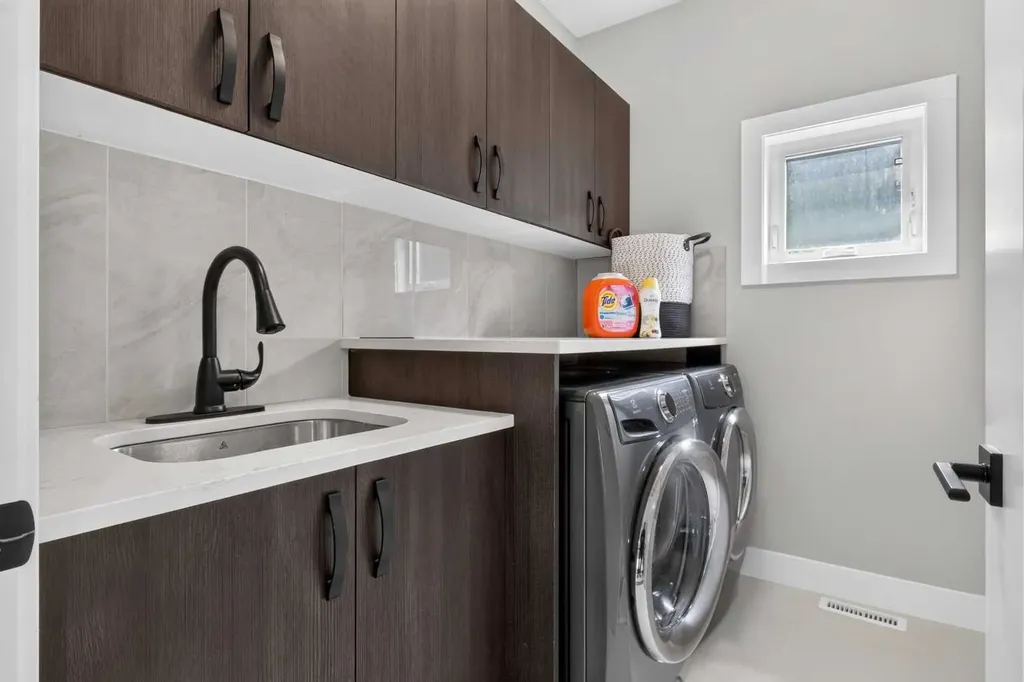 2234 28 Street SW Calgary AB T3E 2H6