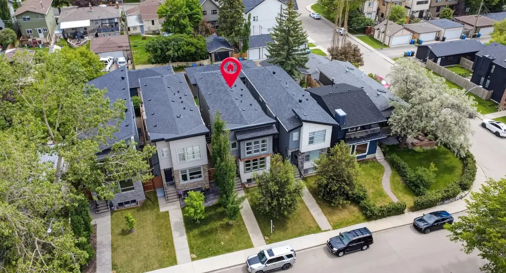2234 28 Street SW Calgary AB T3E 2H6