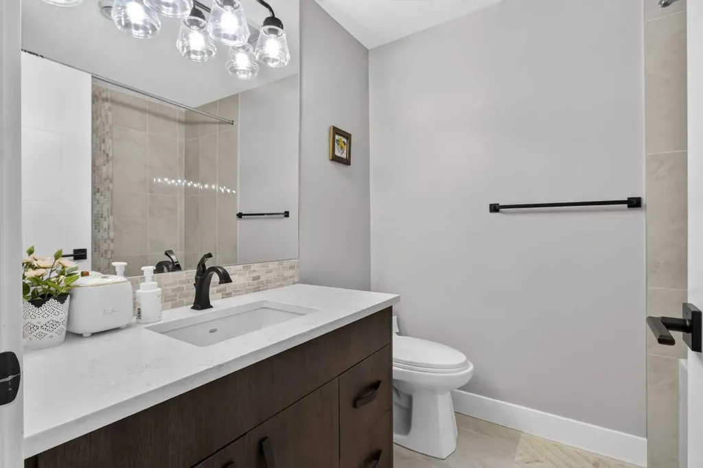 2234 28 Street SW Calgary AB T3E 2H6