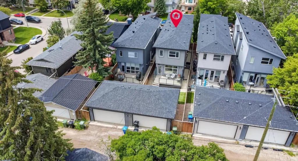 2234 28 Street SW Calgary AB T3E 2H6
