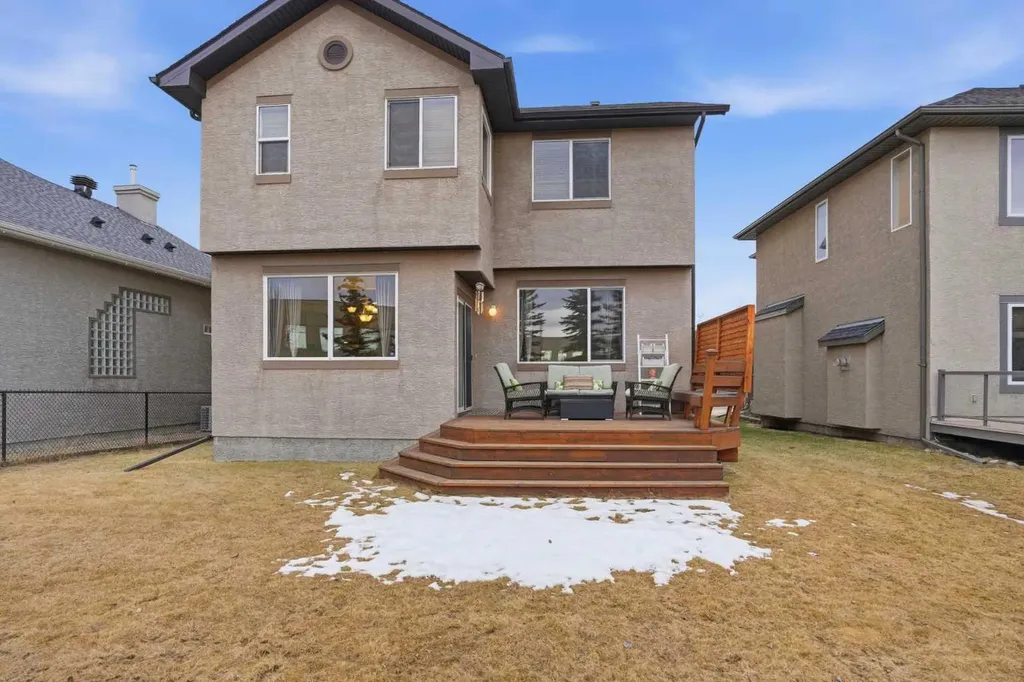 6 Springborough Green SW Calgary AB T3H5M6