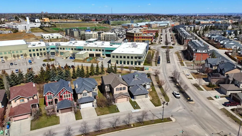 6 Springborough Green SW Calgary AB T3H5M6