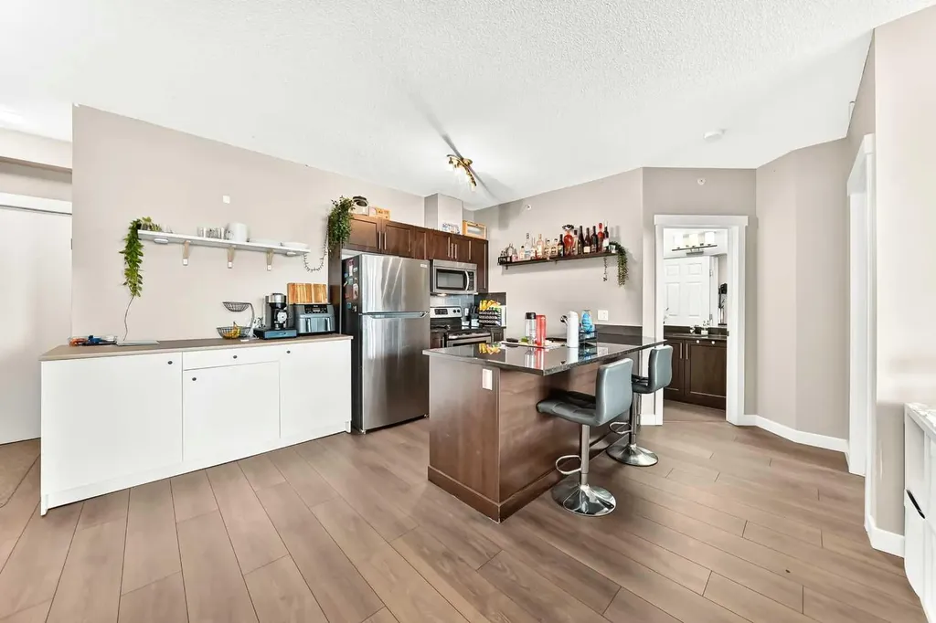325 3 Street SE Calgary AB T2G0T9