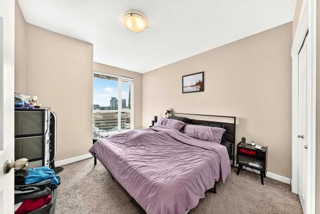 325 3 Street SE Calgary AB T2G0T9