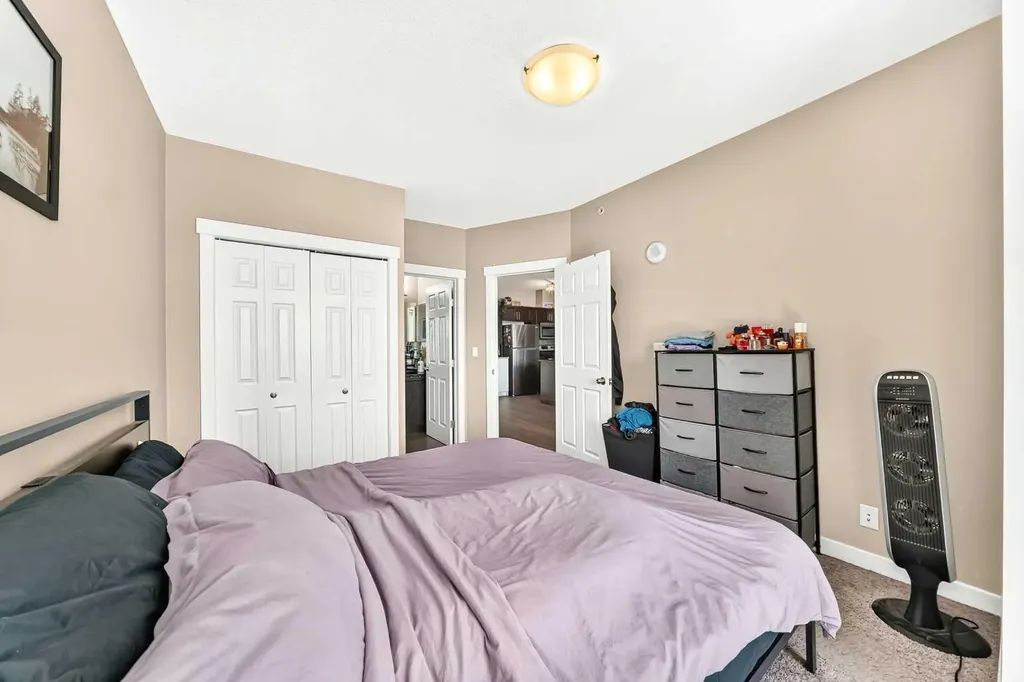 325 3 Street SE Calgary AB T2G0T9
