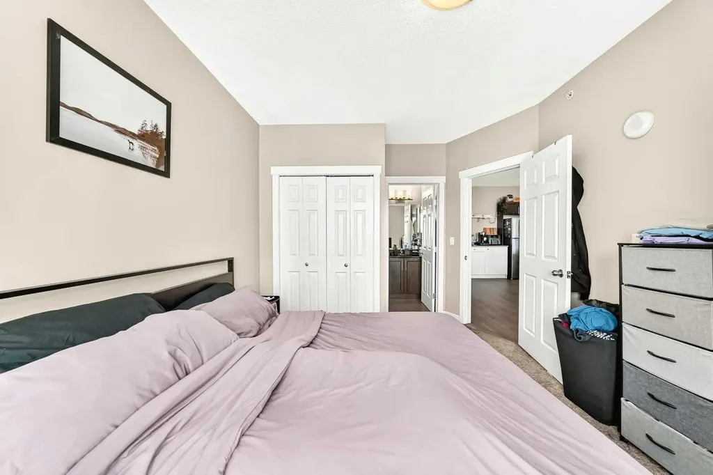 325 3 Street SE Calgary AB T2G0T9