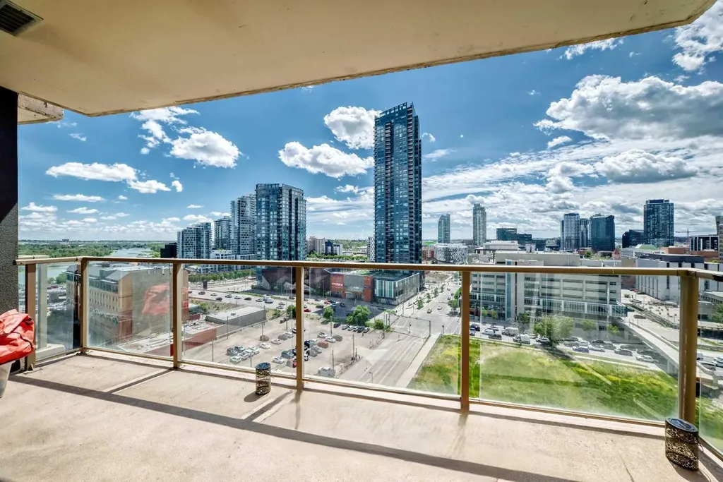 325 3 Street SE Calgary AB T2G0T9