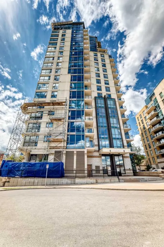 325 3 Street SE Calgary AB T2G0T9