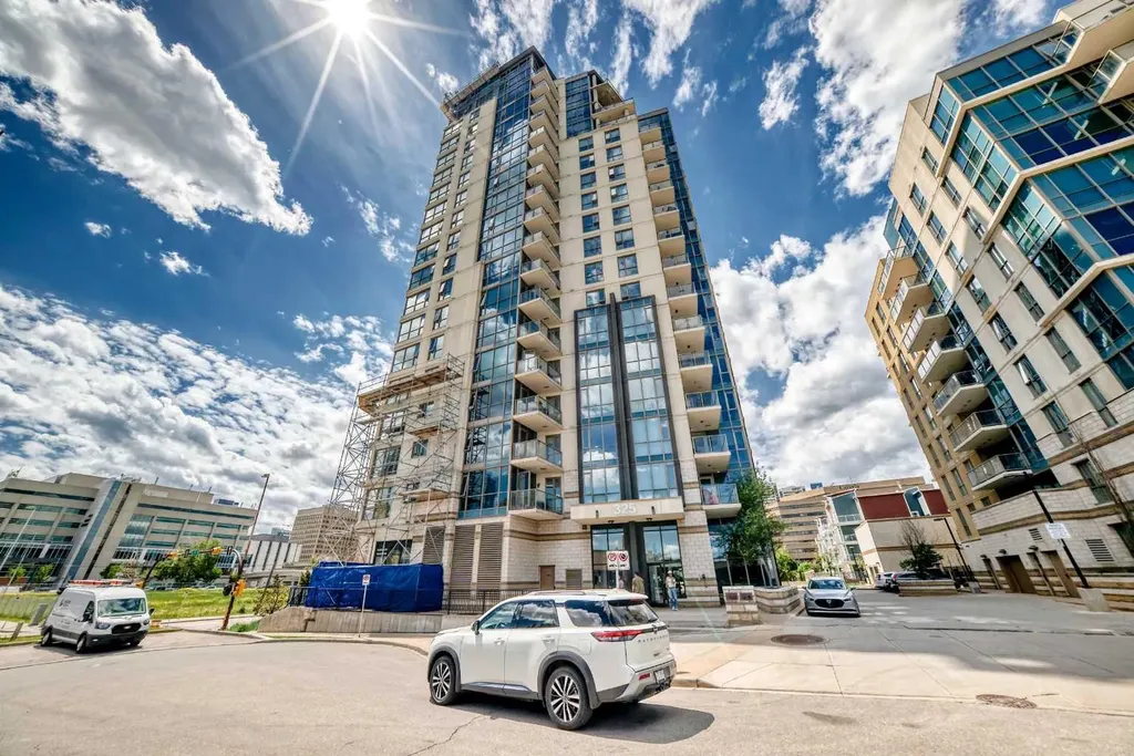 325 3 Street SE Calgary AB T2G0T9
