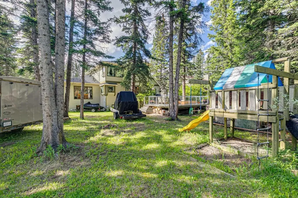 31 Many Horses Drive Rural Rocky View County AB T3Z1A2
