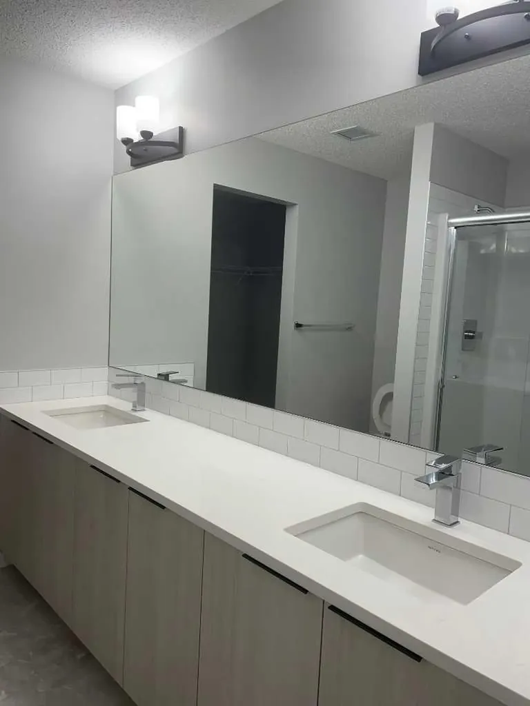 40 Carrington Plaza NW Calgary AB T3P 1X7