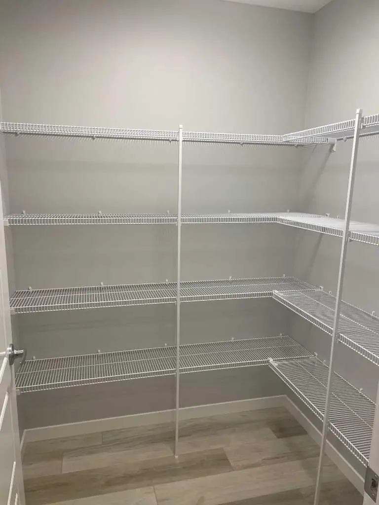 40 Carrington Plaza NW Calgary AB T3P 1X7