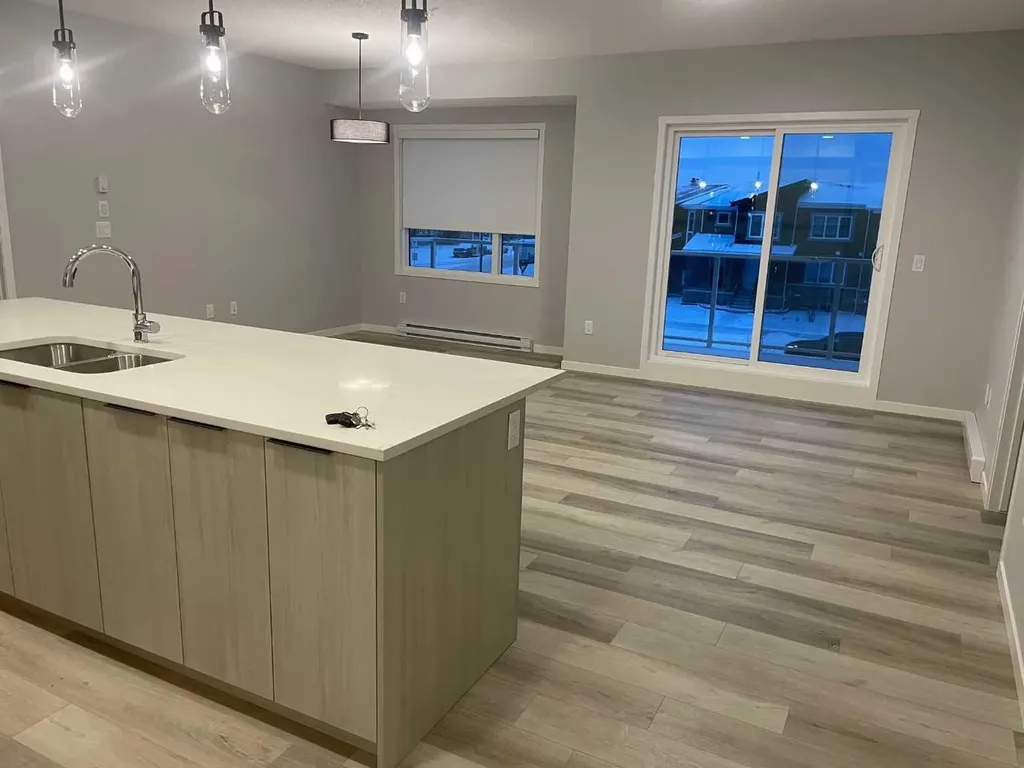 40 Carrington Plaza NW Calgary AB T3P 1X7