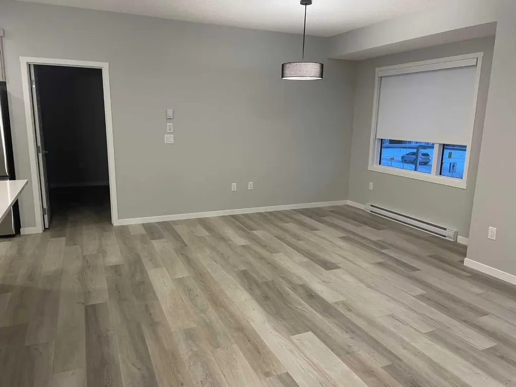 40 Carrington Plaza NW Calgary AB T3P 1X7