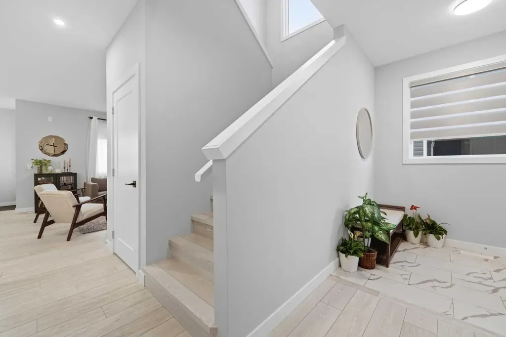 163 Dawson Wharf Rise Mount Chestermere AB t1x2x3