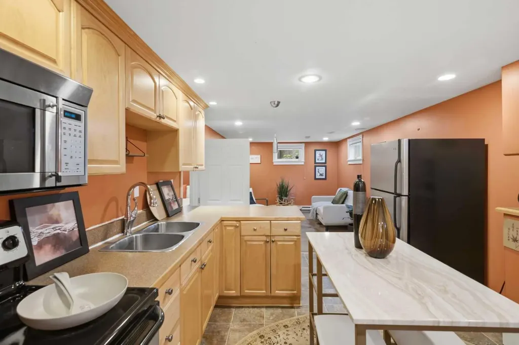 3711 Centre B Street NW Calgary AB T2K 0W1