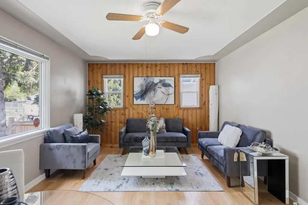 3711 Centre B Street NW Calgary AB T2K 0W1