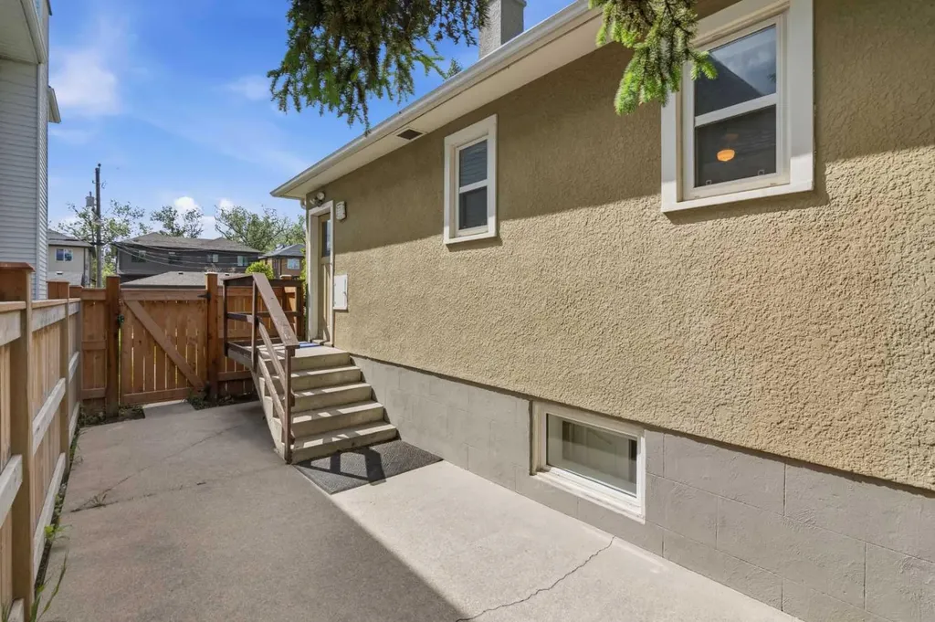 3711 Centre B Street NW Calgary AB T2K 0W1