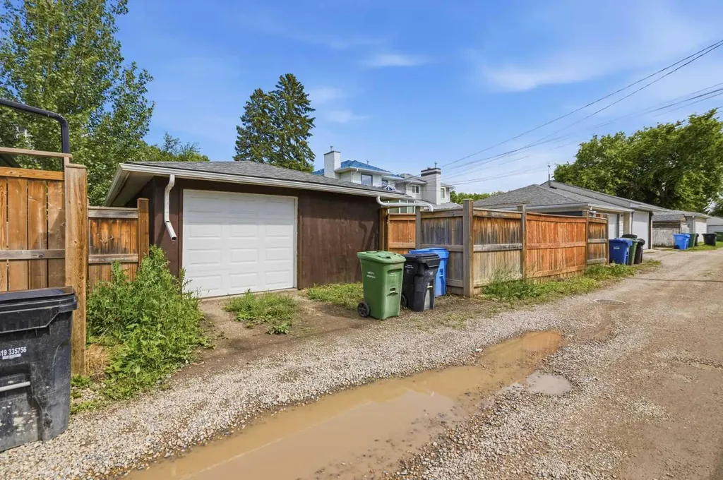3711 Centre B Street NW Calgary AB T2K 0W1