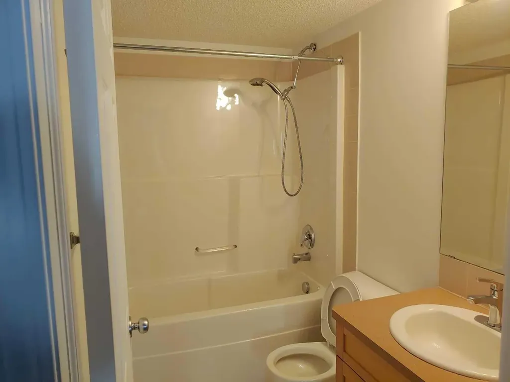 70 Panamount Drive NW Calgary AB T3K 5Z1