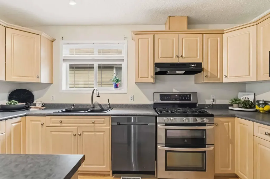229 Rainbow Creek Drive Fort Mcmurray AB T9K 0G1