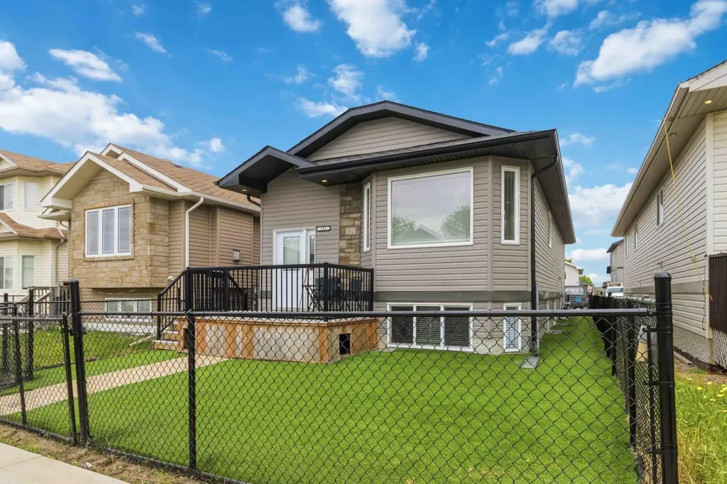 229 Rainbow Creek Drive Fort Mcmurray AB T9K 0G1