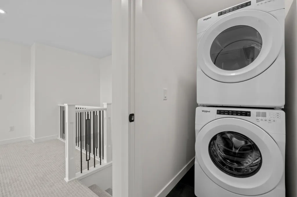 2244 Waterbury Road Chestermere AB T1X 2Y9