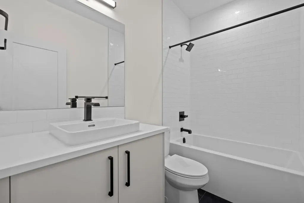 2244 Waterbury Road Chestermere AB T1X 2Y9