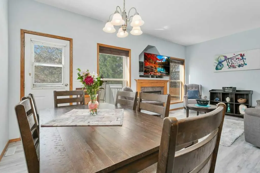 345 Addington Drive Red Deer AB T4R 3H7