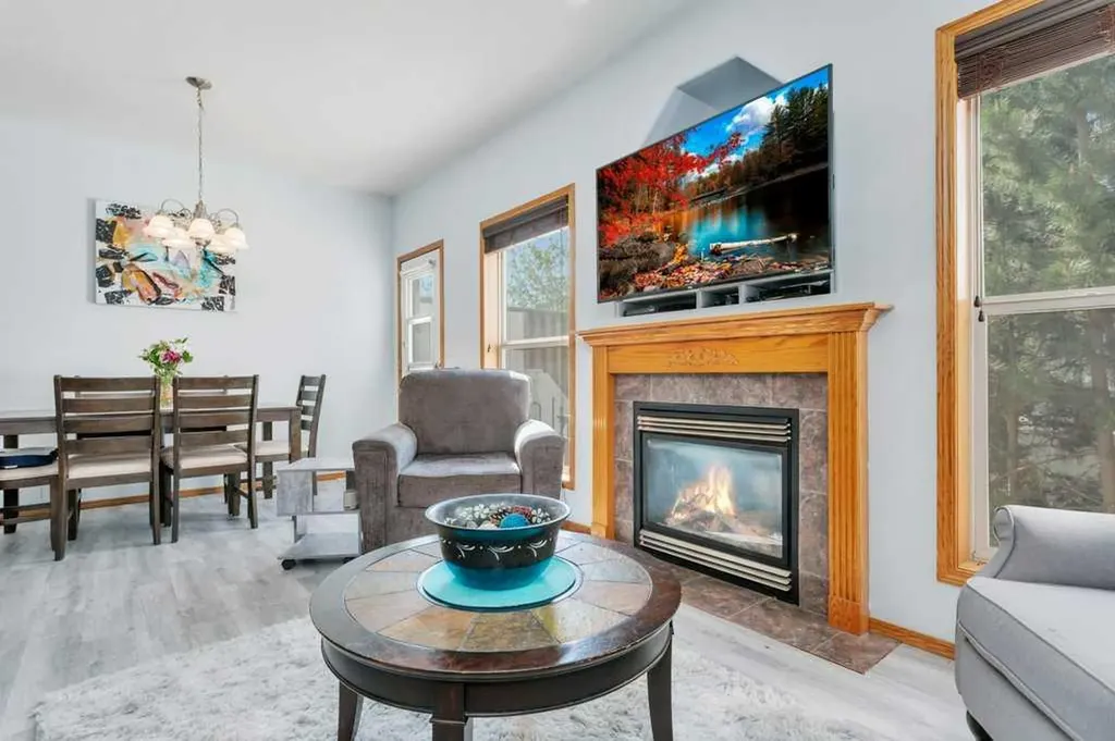 345 Addington Drive Red Deer AB T4R 3H7