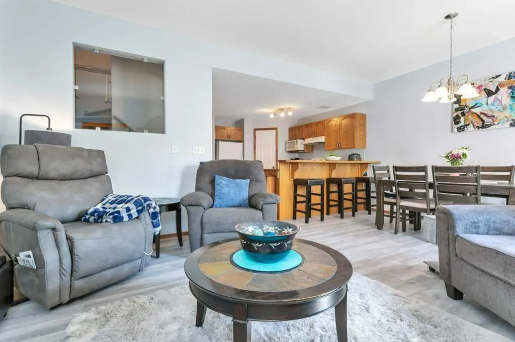 345 Addington Drive Red Deer AB T4R 3H7