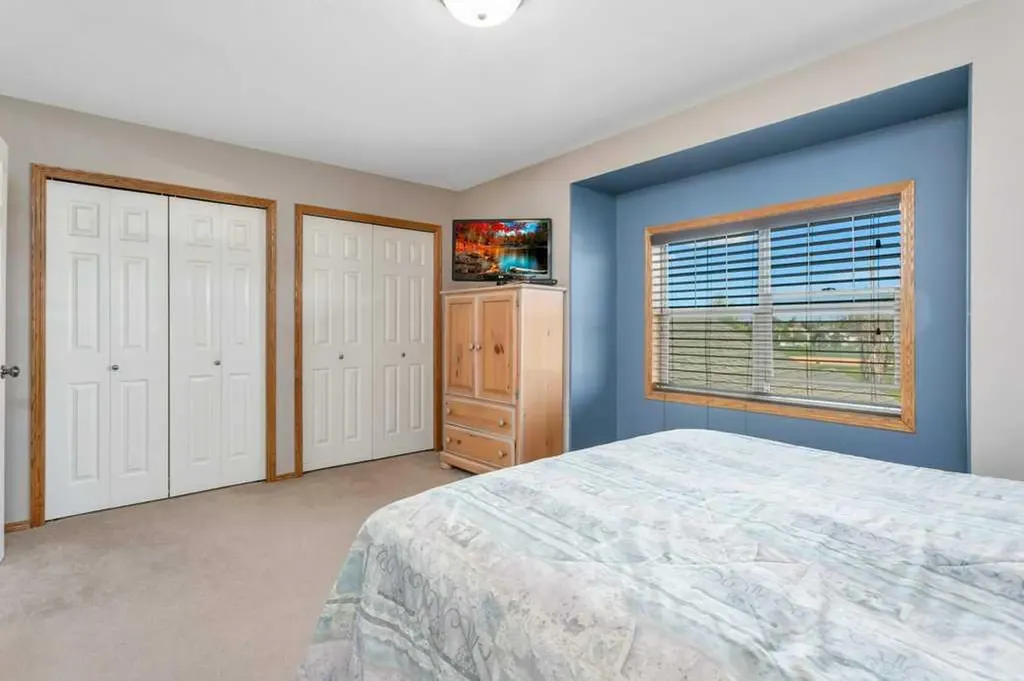 345 Addington Drive Red Deer AB T4R 3H7