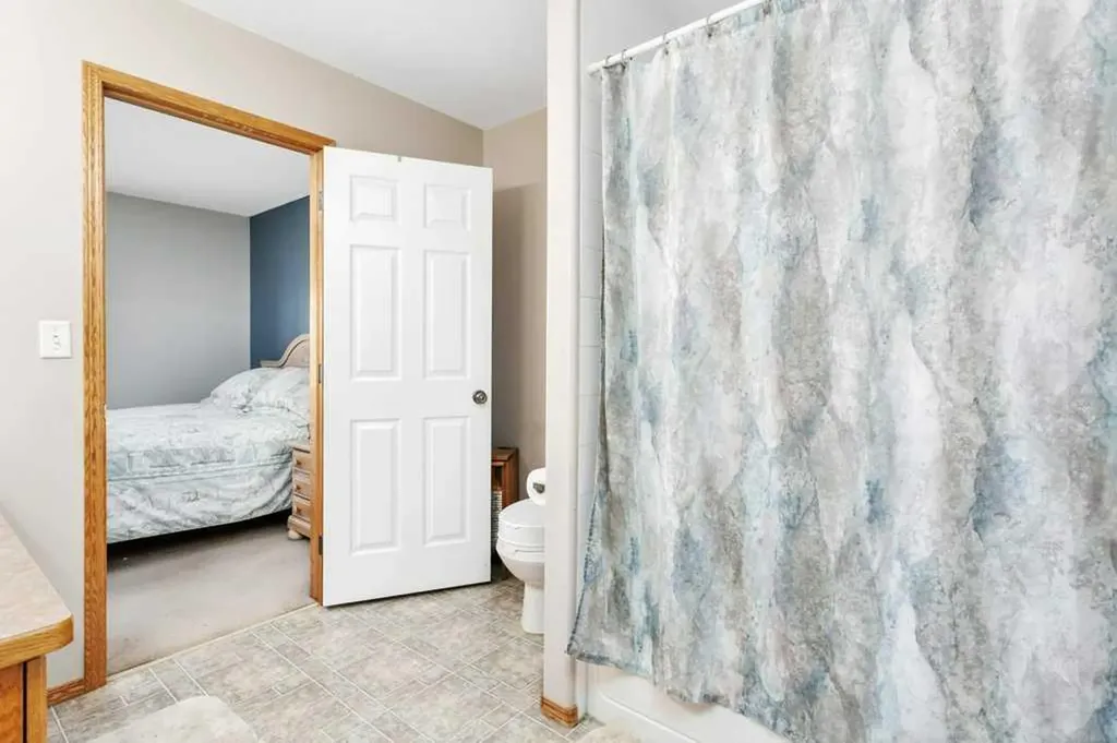 345 Addington Drive Red Deer AB T4R 3H7