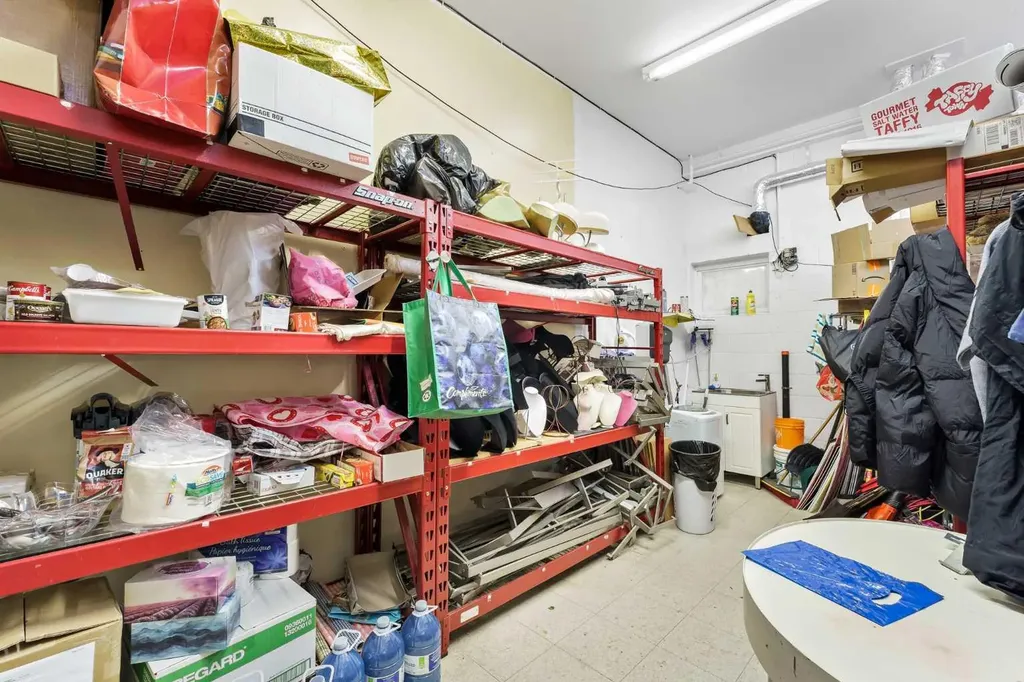 1765 Dunmore Road SE Medicine Hat AB T1A 1Z8