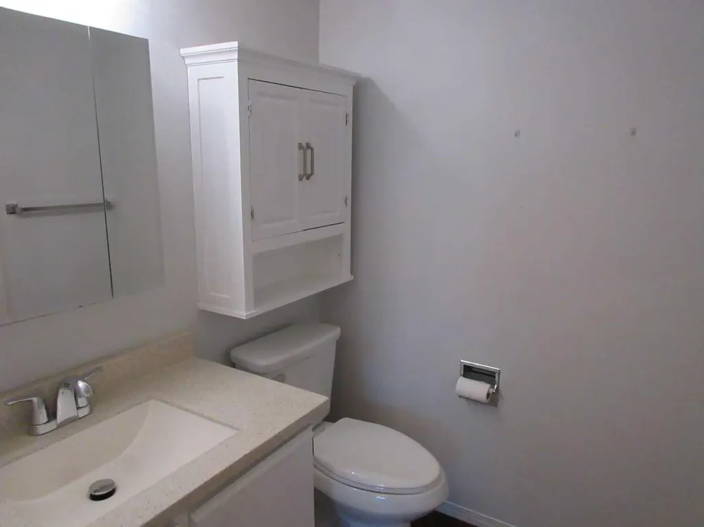 3090 15 Avenue SE Medicine Hat AB T1B 3Z3