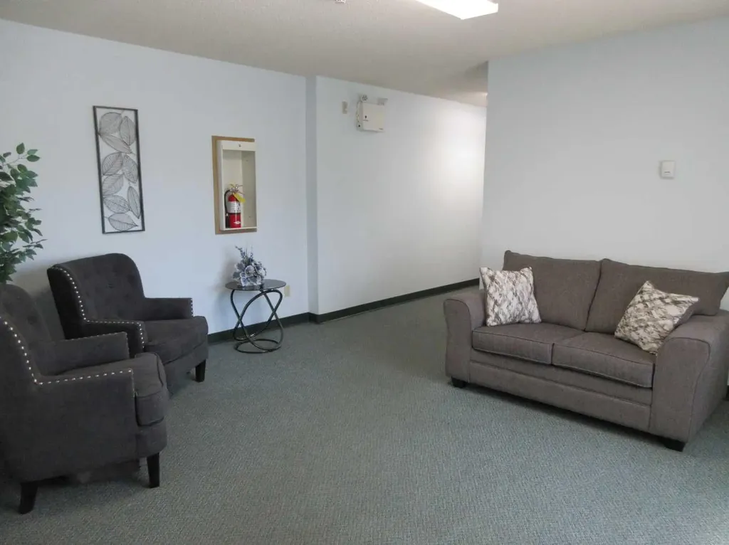 3090 15 Avenue SE Medicine Hat AB T1B 3Z3