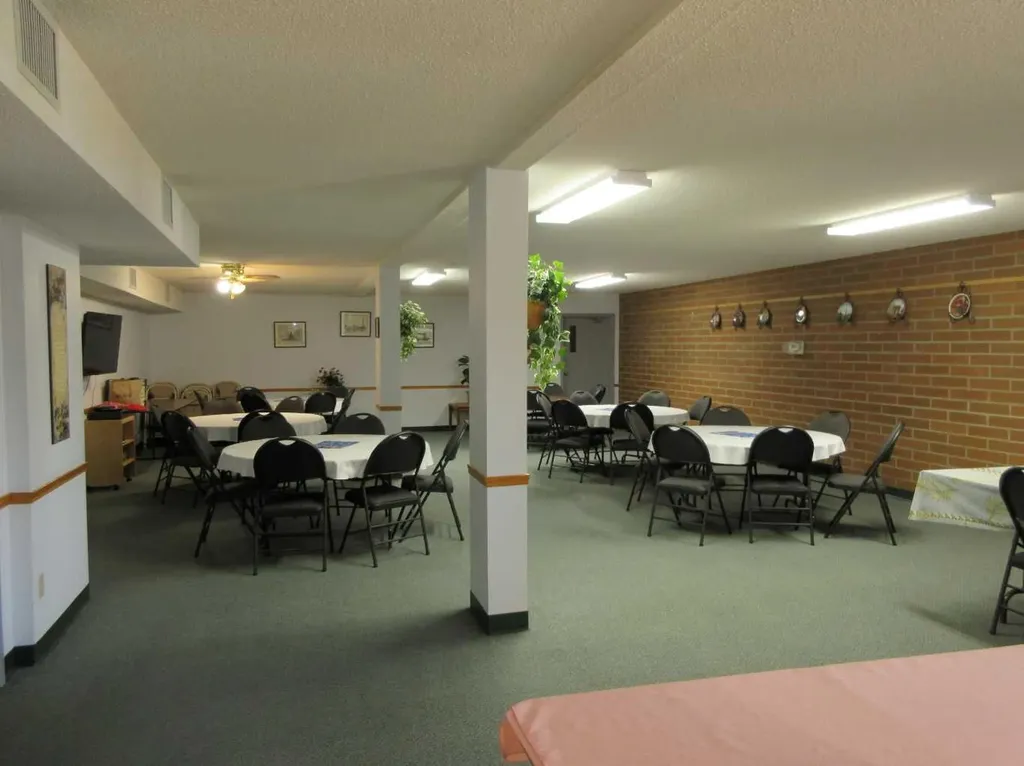 3090 15 Avenue SE Medicine Hat AB T1B 3Z3