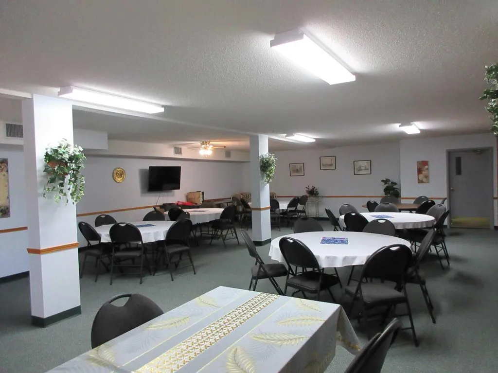 3090 15 Avenue SE Medicine Hat AB T1B 3Z3